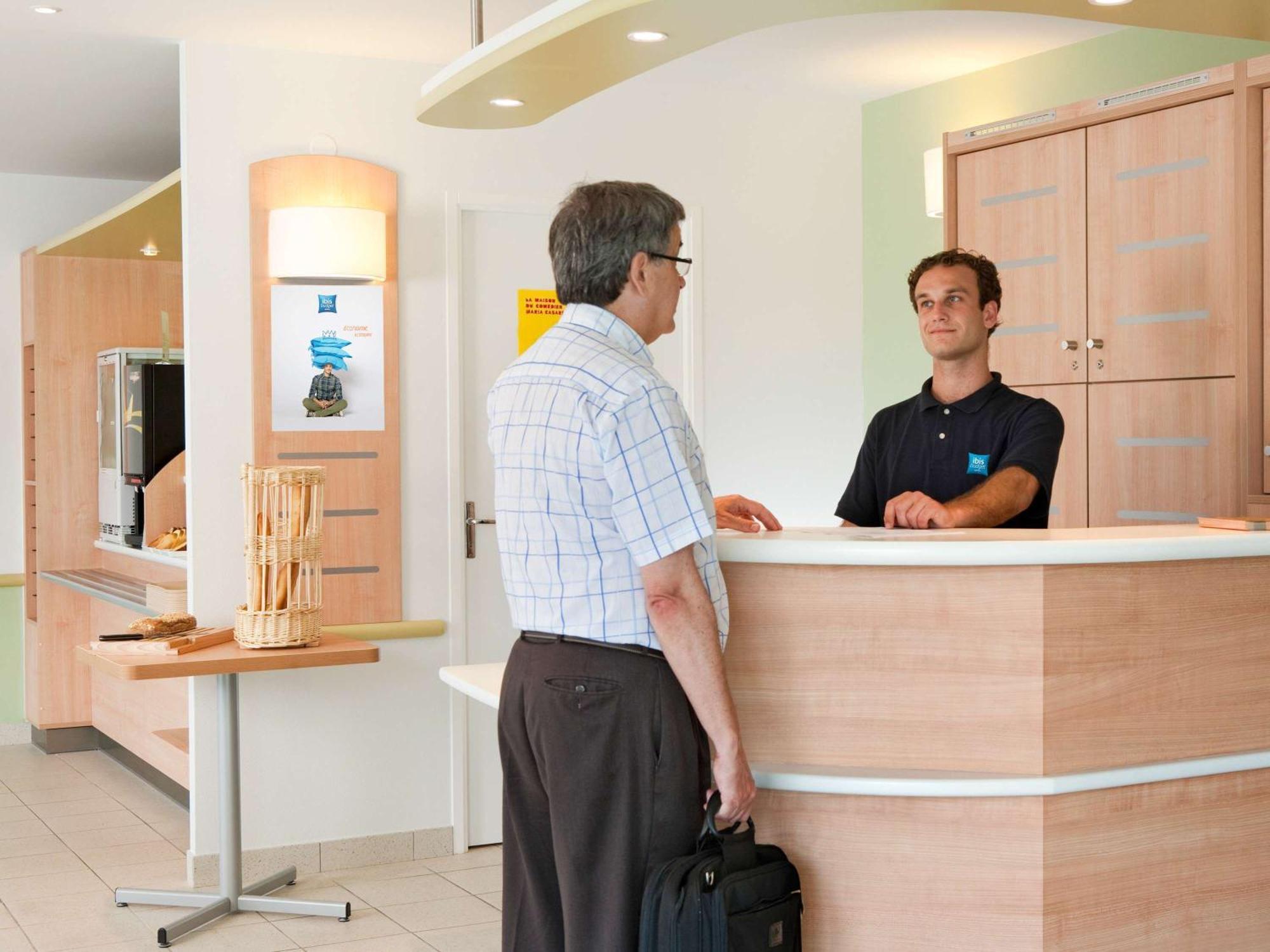 Ibis Budget Bordeaux Sud Villenave-dʼOrnon Zewnętrze zdjęcie